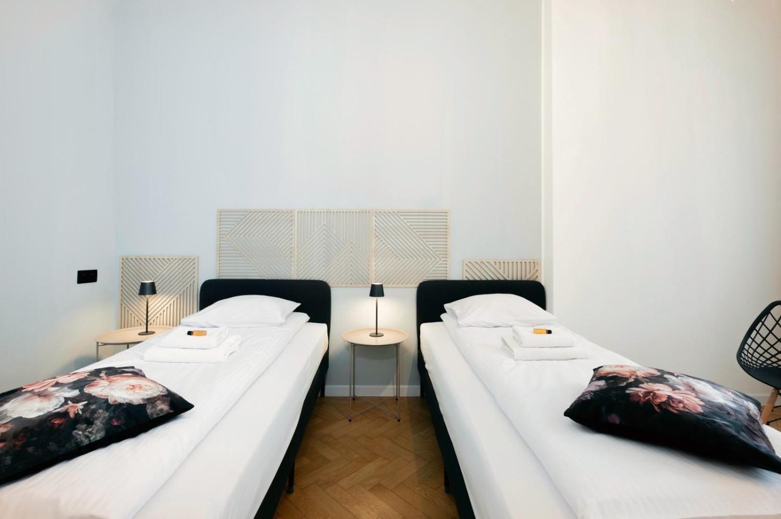 Roomy Lobzowska Street Apartment *